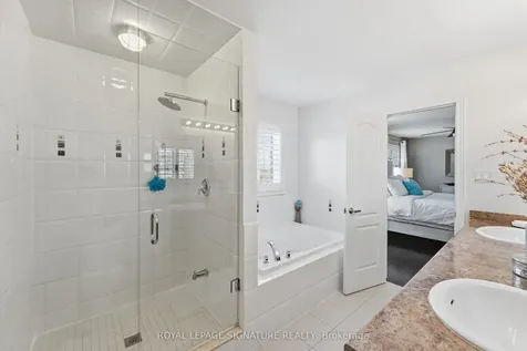 44 Keith-wright Crescent Ajax ON L1Z 0R1