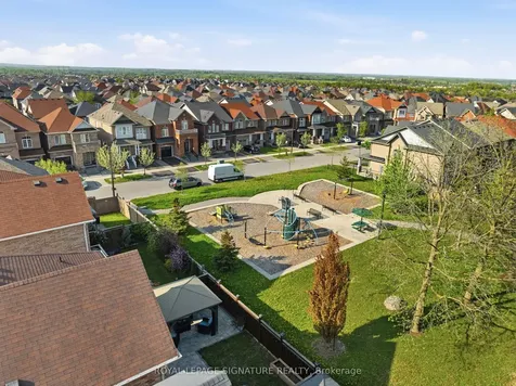 44 Keith-wright Crescent Ajax ON L1Z 0R1