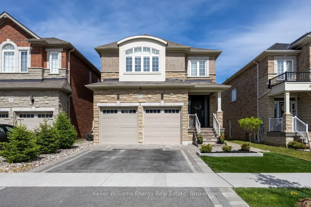 19 St Augustine Drive Whitby ON L1M 0L7