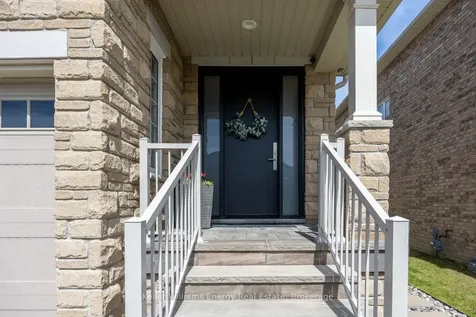 19 St Augustine Drive Whitby ON L1M 0L7