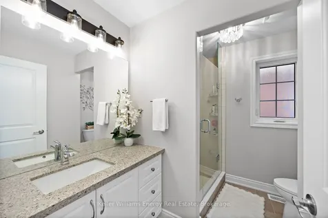 19 St Augustine Drive Whitby ON L1M 0L7