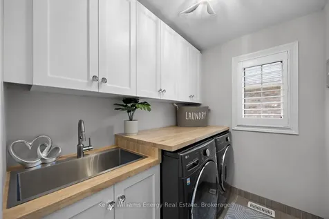19 St Augustine Drive Whitby ON L1M 0L7