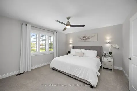 19 St Augustine Drive Whitby ON L1M 0L7