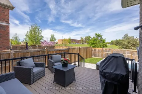 19 St Augustine Drive Whitby ON L1M 0L7