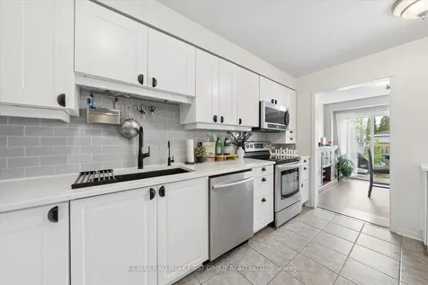 52 Anchorage Avenue Whitby ON L1N 9P1
