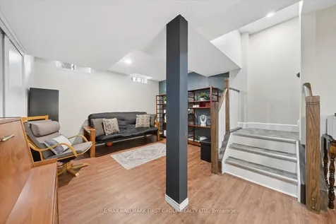 52 Anchorage Avenue Whitby ON L1N 9P1