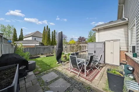 52 Anchorage Avenue Whitby ON L1N 9P1