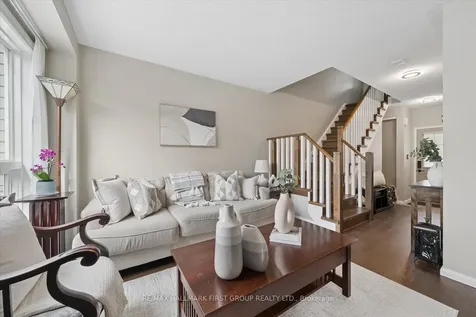 52 Anchorage Avenue Whitby ON L1N 9P1