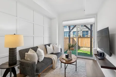 30 Hallmark Way Whitby ON L1P 0K2