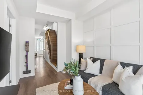 30 Hallmark Way Whitby ON L1P 0K2