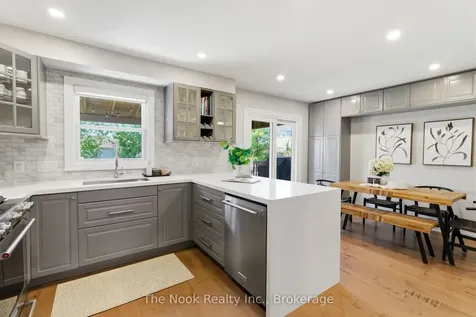 15 Stanford Crescent Clarington ON L1B 1G1
