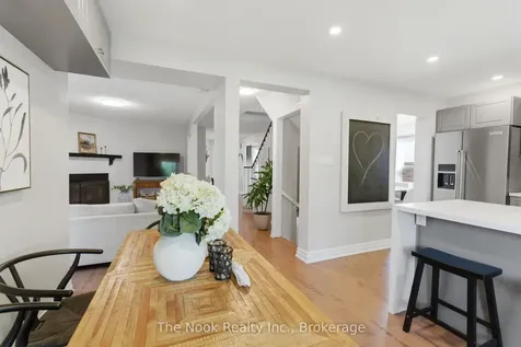 15 Stanford Crescent Clarington ON L1B 1G1