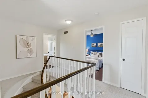 15 Stanford Crescent Clarington ON L1B 1G1