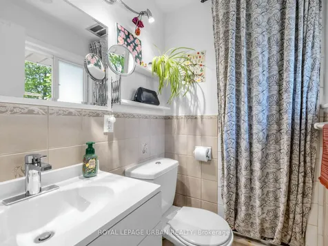 95 Oakridge Drive Toronto ON M1M 2A6