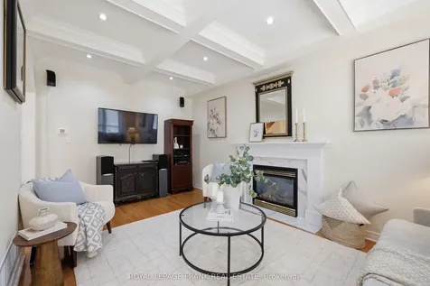 102 Telford Street Ajax ON L1T 4L4