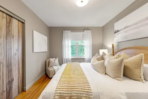 33 Ada Crescent Toronto ON M1P 4A9