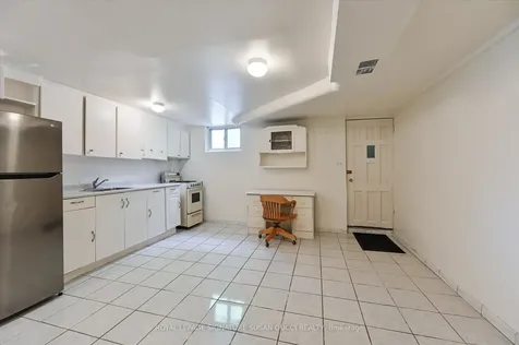 85 Linsmore Crescent Toronto ON M4J 4K2