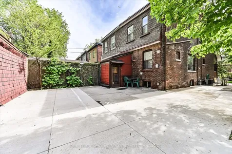 85 Linsmore Crescent Toronto ON M4J 4K2