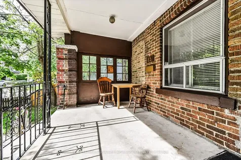 85 Linsmore Crescent Toronto ON M4J 4K2