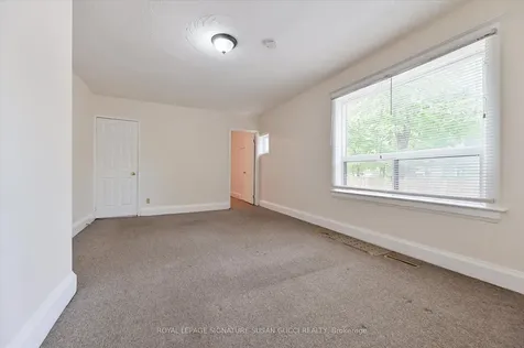 85 Linsmore Crescent Toronto ON M4J 4K2