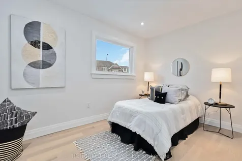 14 Heber Down Crescent Whitby ON L1M 1A8