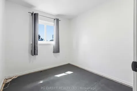580 Eyer Drive Pickering ON L1W 3B7