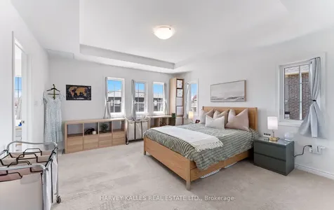 1520 Scarlett Trail Pickering ON L1X 0N9