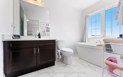 1520 Scarlett Trail Pickering ON L1X 0N9