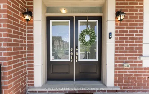 1520 Scarlett Trail Pickering ON L1X 0N9
