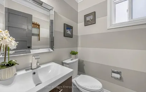 632 Chiron Crescent Pickering ON L1V 4T4