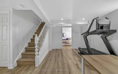 632 Chiron Crescent Pickering ON L1V 4T4