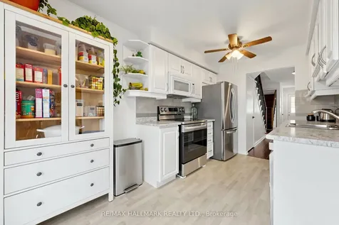 10 Bassett Boulevard Whitby ON L1N 9C7