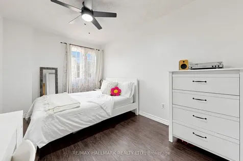 10 Bassett Boulevard Whitby ON L1N 9C7
