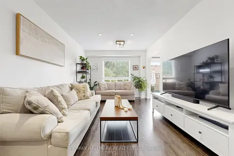 10 Bassett Boulevard Whitby ON L1N 9C7