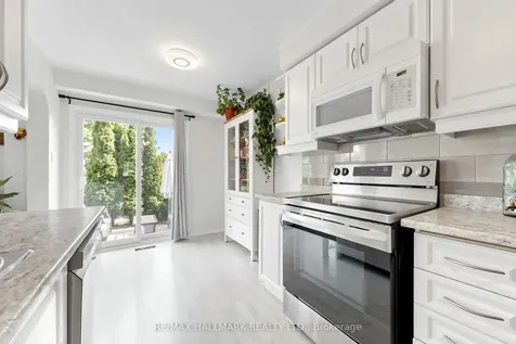 10 Bassett Boulevard Whitby ON L1N 9C7