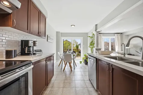 156 Shrewsbury Drive Whitby ON L1M 0E3