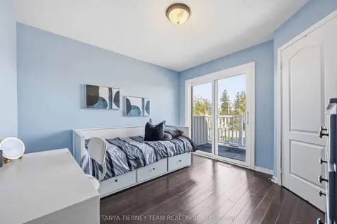 156 Shrewsbury Drive Whitby ON L1M 0E3