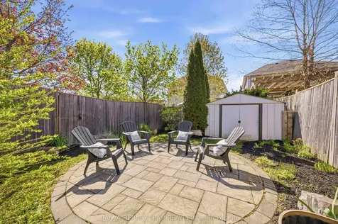 156 Shrewsbury Drive Whitby ON L1M 0E3