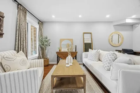 156 Shrewsbury Drive Whitby ON L1M 0E3