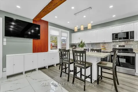 62 Harold Street Oshawa ON L1H 4Y3