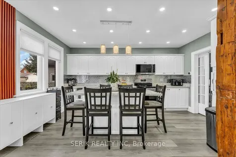62 Harold Street Oshawa ON L1H 4Y3