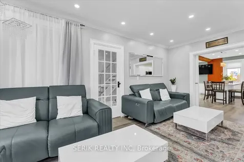 62 Harold Street Oshawa ON L1H 4Y3