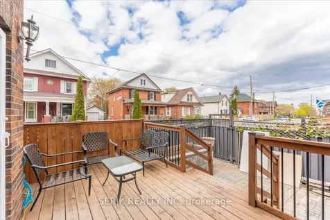 62 Harold Street Oshawa ON L1H 4Y3