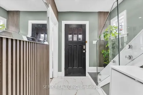 62 Harold Street Oshawa ON L1H 4Y3