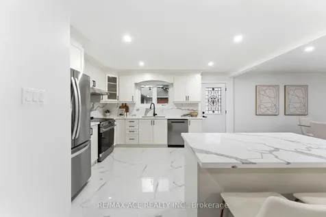 399 Lawson Road Toronto ON M1C 2J8