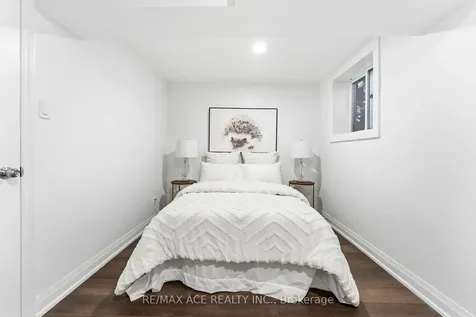 399 Lawson Road Toronto ON M1C 2J8