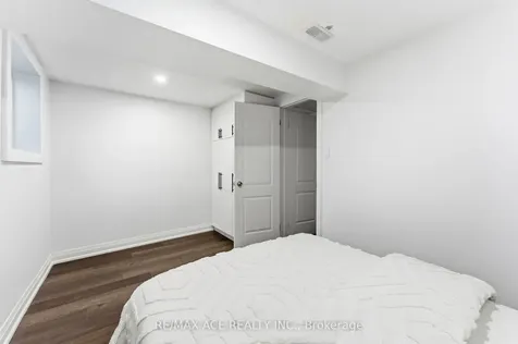 399 Lawson Road Toronto ON M1C 2J8