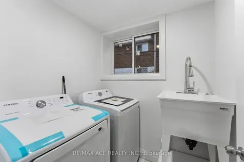 399 Lawson Road Toronto ON M1C 2J8