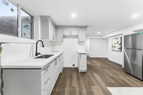 399 Lawson Road Toronto ON M1C 2J8