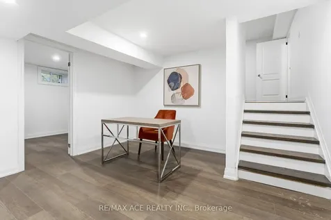 399 Lawson Road Toronto ON M1C 2J8